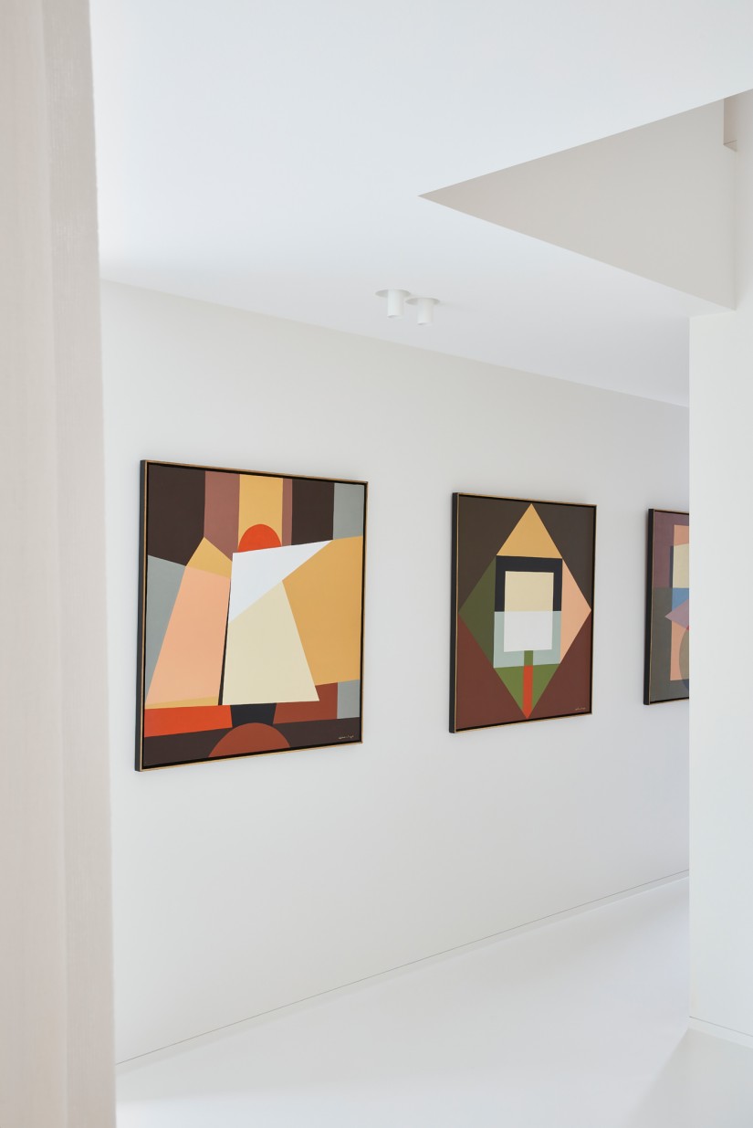 Int&eacute;rieur 24 (389)